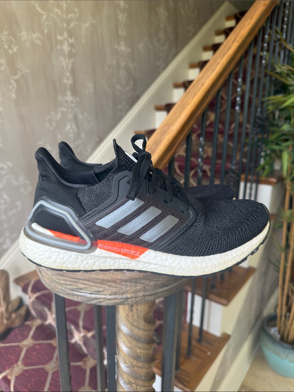 NASA x ADIDAS ultra boost 20 core Black running shoe good condition 8.5 - Picture 2 of 14